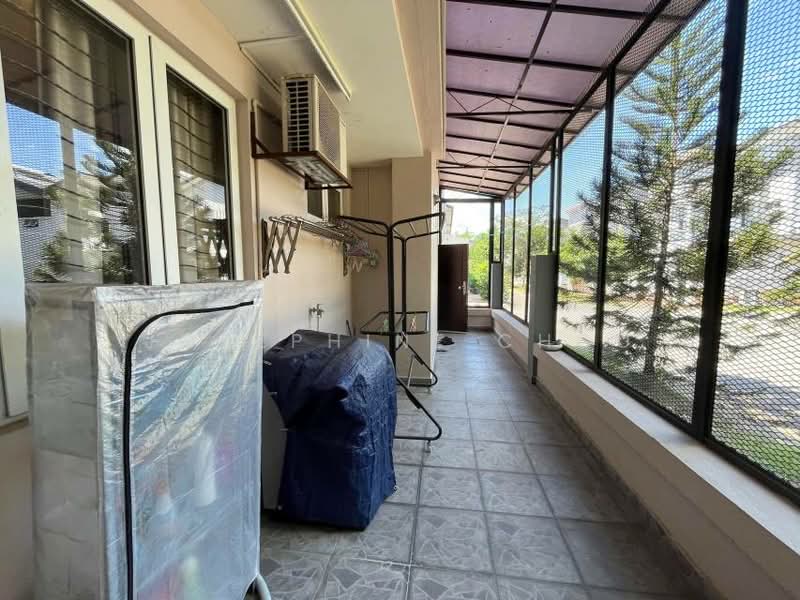 2-storey Terraced House for Sale in Glenmarie (Selangor) - Josephine Chou - Balcony - PropertyGuru.com.my