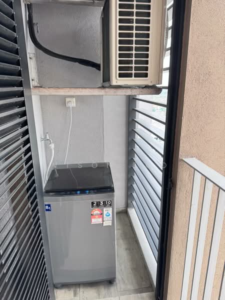 Servis Apartment untuk Disewa di Sky Trees - Vison Foo - Balcony - PropertyGuru.com.my
