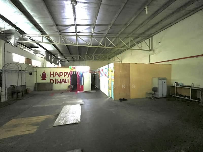 Kilang untuk Dijual di Taman Desa Cemerlang (Ulu Tiram) - Kai Siong - Interior - PropertyGuru.com.my