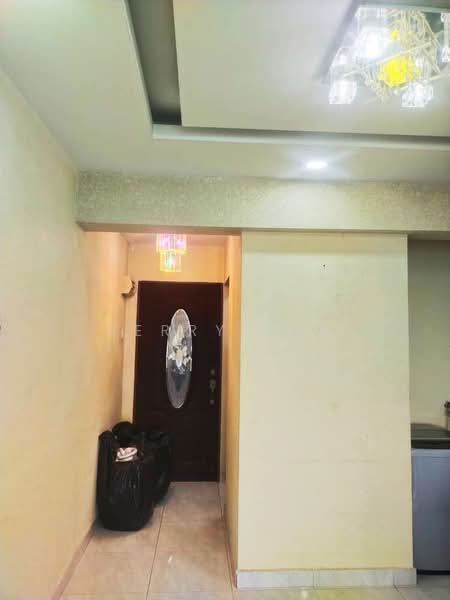 Apartment for Rent at Pangsapuri Setia Vista - Jerry Tan - Entrance - PropertyGuru.com.my