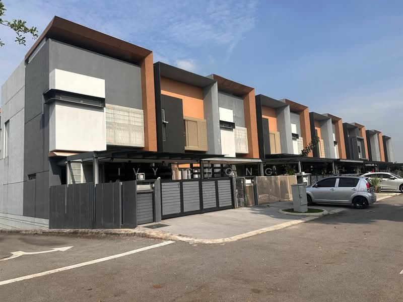 2.5-storey Terraced House for Sale in Taman Puchong Prima (Puchong) - Ivy Chong - Exterior - PropertyGuru.com.my