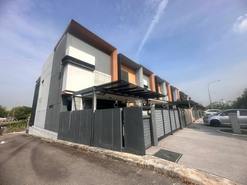 2.5-storey Terraced House for Sale in Taman Puchong Prima (Puchong) - Ivy Chong - Exterior - PropertyGuru.com.my
