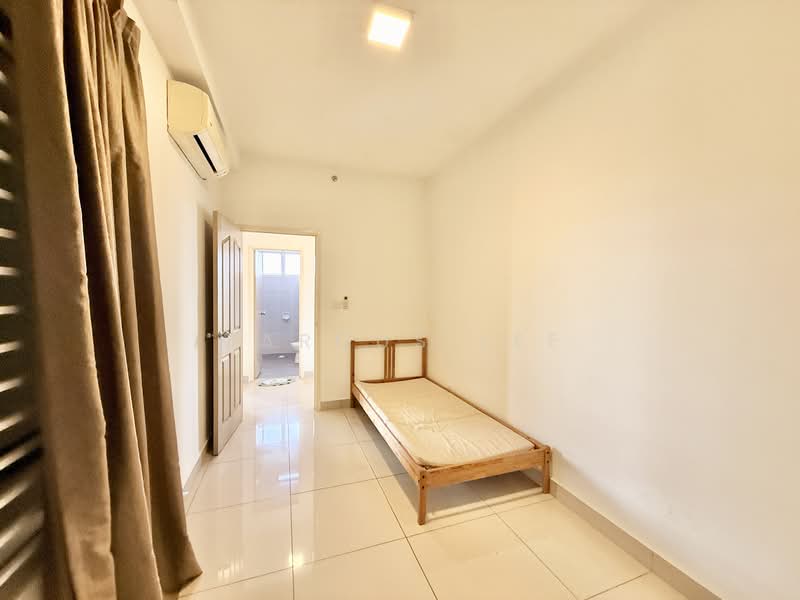 Apartment for Rent at Austin Suites (Permata Austin) - Marcus Lee - Bedroom - PropertyGuru.com.my