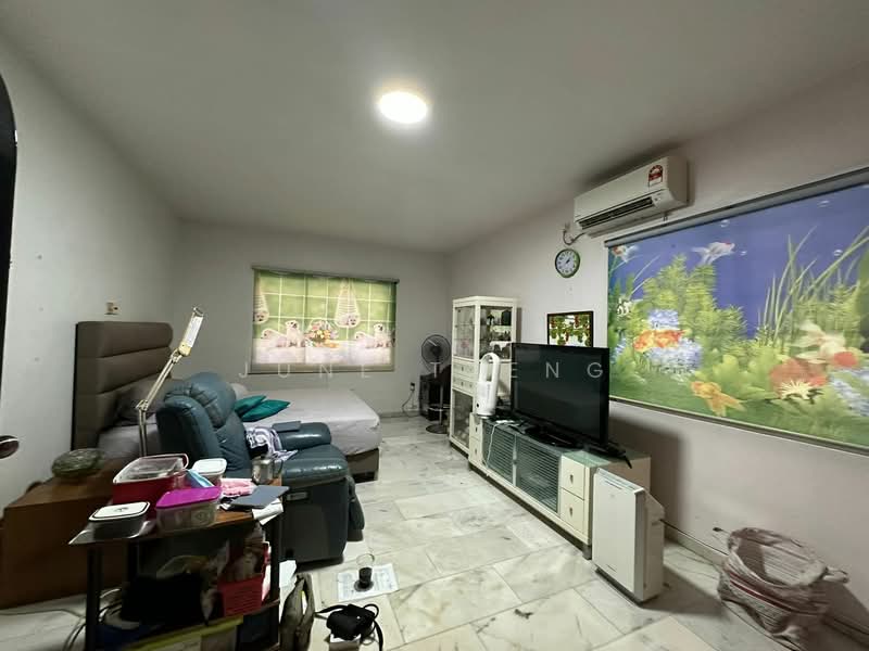 Semi-Detached House for Sale in Taman Abad (Johor Bahru) - June Tseng - Bedroom - PropertyGuru.com.my