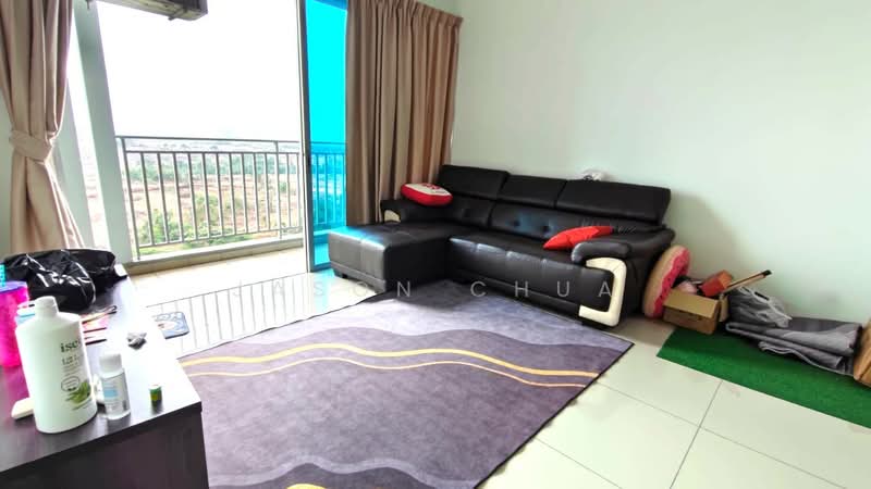 Kondominium untuk Dijual di D'Rich Executive Suites - Jason Chua - Living Room - PropertyGuru.com.my