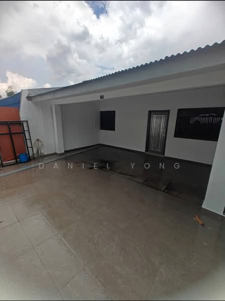 1-storey Terraced House for Sale in Taman Johor (Tampoi) - Daniel Yong - Exterior - PropertyGuru.com.my