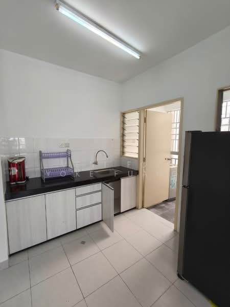 Apartment for Rent at Seri Intan Apartment - Veni Foo Yoke Fuang - Kitchen - PropertyGuru.com.my