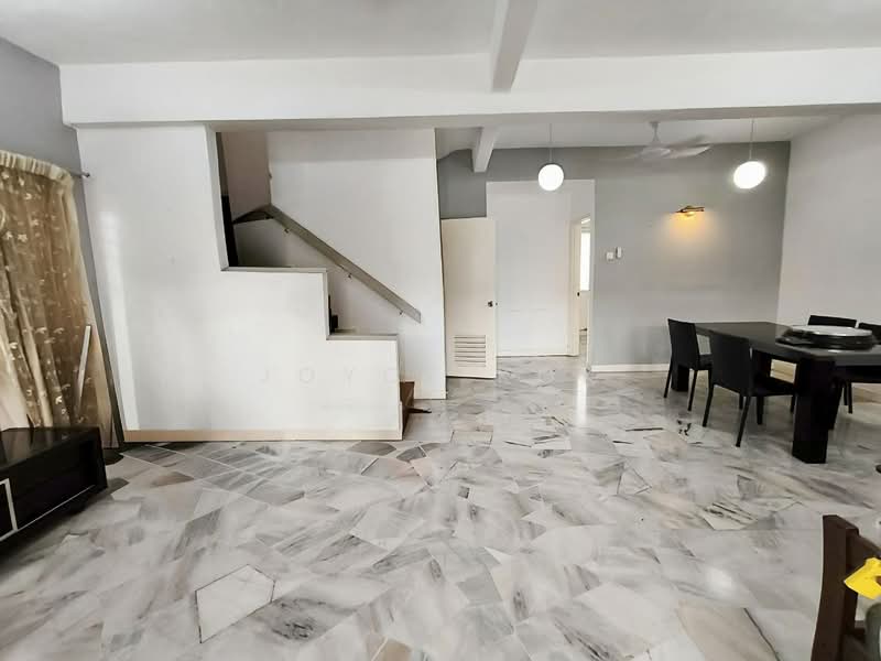 Rumah Teres 2 Tingkat untuk Dijual di Usj 2 (Subang Jaya) - Joyce Kok - Living Room - PropertyGuru.com.my
