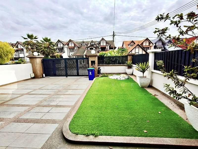 Rumah Teres 2 Tingkat untuk Dijual di Usj 2 (Subang Jaya) - Joyce Kok - Exterior - PropertyGuru.com.my