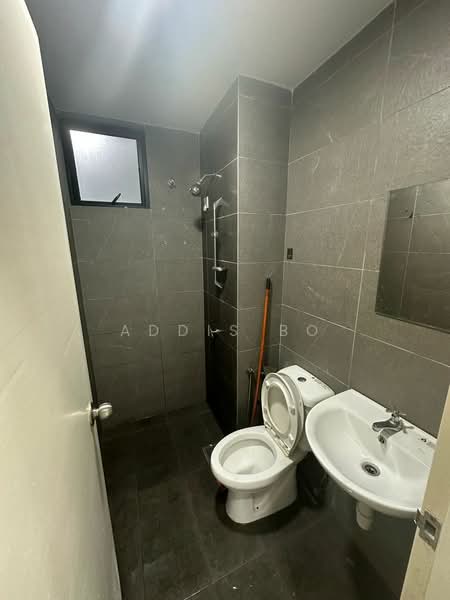 Servis Apartment untuk Dijual di Majestic Maxim - Addis Bo - Bathroom - PropertyGuru.com.my