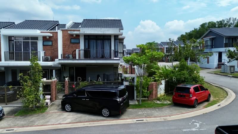 Terraced House for Sale in Shah Alam (Selangor) - Nadia Jaafar - Exterior - PropertyGuru.com.my