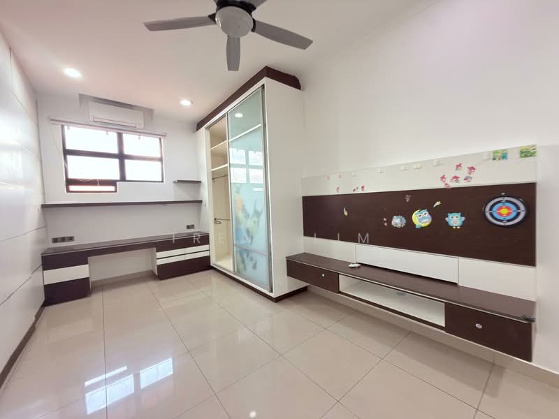 Rumah Banglo untuk Dijual di Bandar Putra (Kulai) - Irene Lim - Bedroom - PropertyGuru.com.my