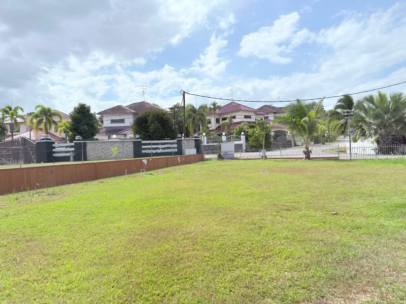 Rumah Banglo untuk Dijual di Bandar Putra (Kulai) - Irene Lim - Exterior - PropertyGuru.com.my