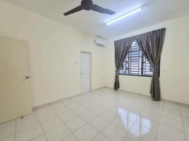 2-storey Terraced House for Rent in Taman Mutiara Rini (Skudai) - Joseph Wong - Interior - PropertyGuru.com.my