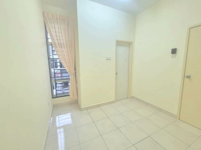 2-storey Terraced House for Rent in Taman Mutiara Rini (Skudai) - Joseph Wong - Interior - PropertyGuru.com.my