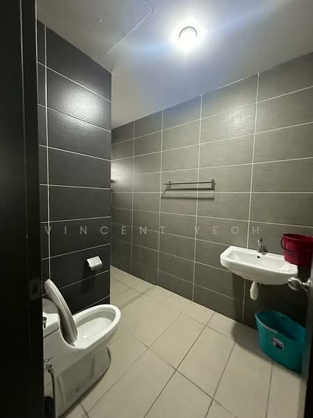 Condominium for Rent at The Henge - Vincent Yeoh - Bathroom - PropertyGuru.com.my