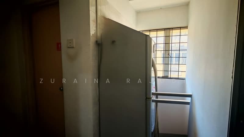 Office for Sale in Shah Alam (Selangor) - Zuraina Rajudin - Interior - PropertyGuru.com.my