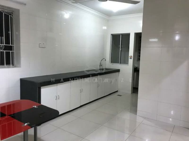 Rumah Teres 1 Tingkat untuk Disewa di SS12 (Subang Jaya) - Han Haw Ze - Kitchen - PropertyGuru.com.my