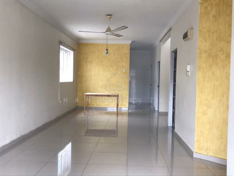 Rumah Teres 1 Tingkat untuk Disewa di SS12 (Subang Jaya) - Han Haw Ze - Living Room - PropertyGuru.com.my