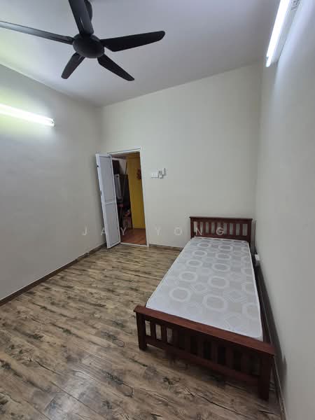 2-storey Terraced House for Sale in Setia Impian (Setia Alam) - Jay Yong - Bedroom - PropertyGuru.com.my