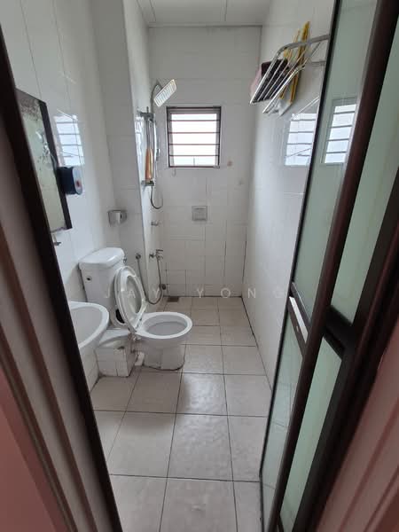 2-storey Terraced House for Sale in Setia Impian (Setia Alam) - Jay Yong - Bathroom - PropertyGuru.com.my