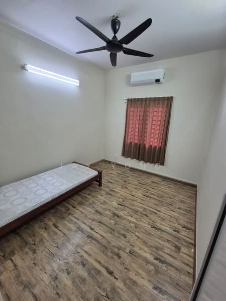 2-storey Terraced House for Sale in Setia Impian (Setia Alam) - Jay Yong - Bedroom - PropertyGuru.com.my