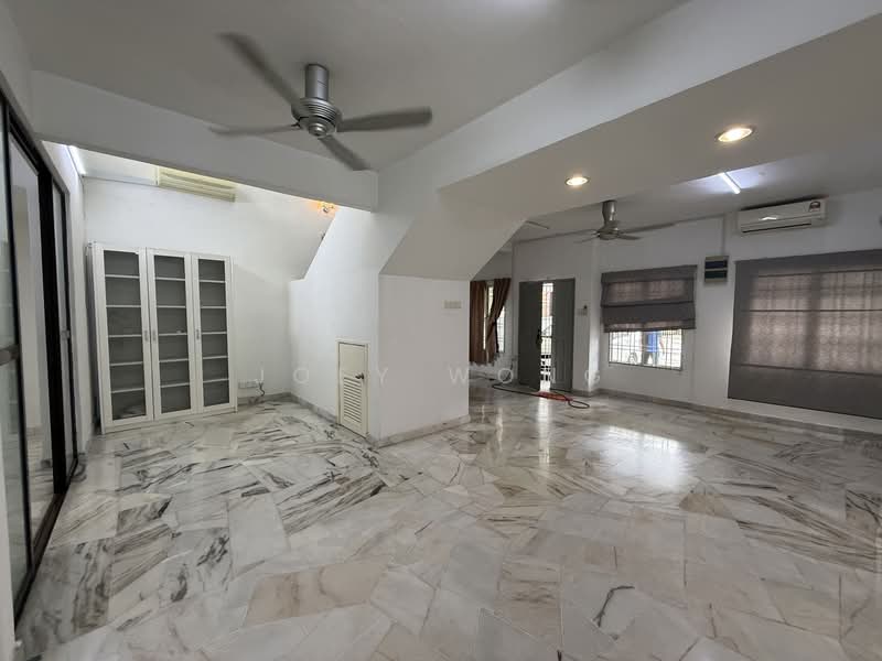 2-storey Terraced House for Rent in Putra Heights (Subang Jaya) - Joey Wong - Living Room - PropertyGuru.com.my