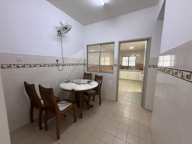 2-storey Terraced House for Rent in Putra Heights (Subang Jaya) - Joey Wong - Kitchen - PropertyGuru.com.my