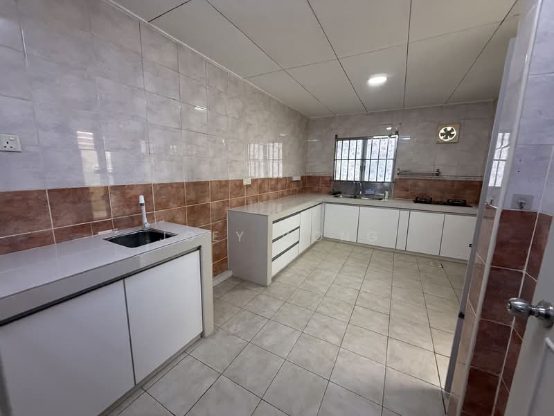 2-storey Terraced House for Rent in Putra Heights (Subang Jaya) - Joey Wong - Kitchen - PropertyGuru.com.my