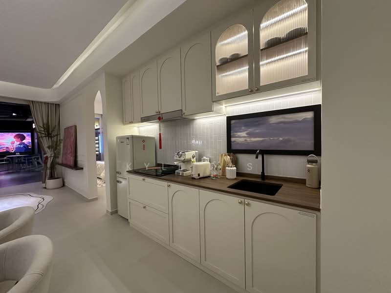 Service Residence for Sale at Summer Suites - Residensi Bukit Meldrum - Kyle Das - Kitchen - PropertyGuru.com.my