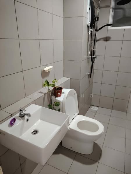 Condominium for Sale at Lakefront Homes - Cindy Ho - Bathroom - PropertyGuru.com.my