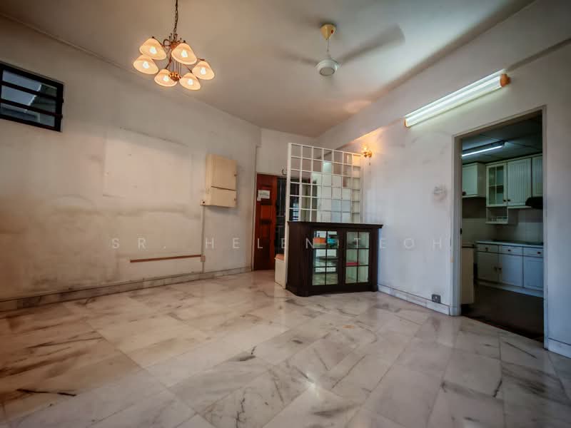 Kondominium untuk Dijual di Kondo Berjaya - Sr. Helen Teoh - Living Room - PropertyGuru.com.my