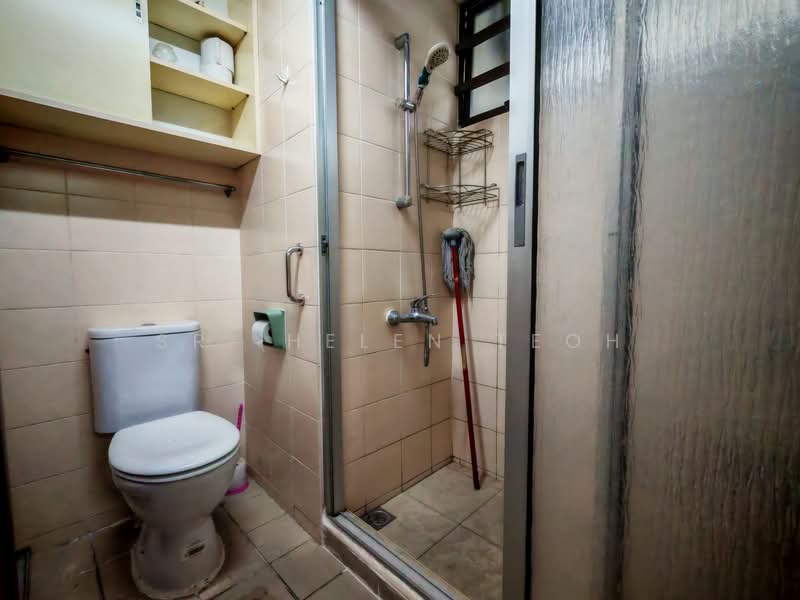 Kondominium untuk Dijual di Kondo Berjaya - Sr. Helen Teoh - Bathroom - PropertyGuru.com.my