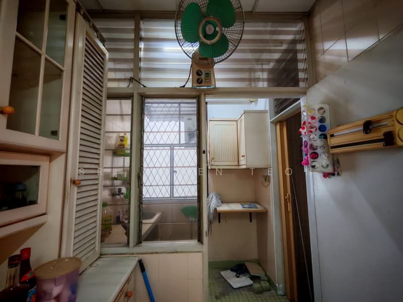 Kondominium untuk Dijual di Kondo Berjaya - Sr. Helen Teoh - Kitchen - PropertyGuru.com.my
