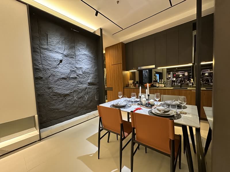 Service Residence for Sale at Summer Suites - Residensi Bukit Meldrum - Kyle Das - Dining Room - PropertyGuru.com.my
