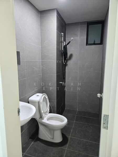 Servis Apartment untuk Dijual di Majestic Maxim - Kok Wah Captain - Bathroom - PropertyGuru.com.my