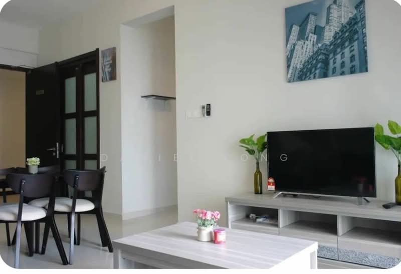 Condominium for Sale at Bay Point @ Country Garden Danga Bay - Daniel Yong - Living Room - PropertyGuru.com.my