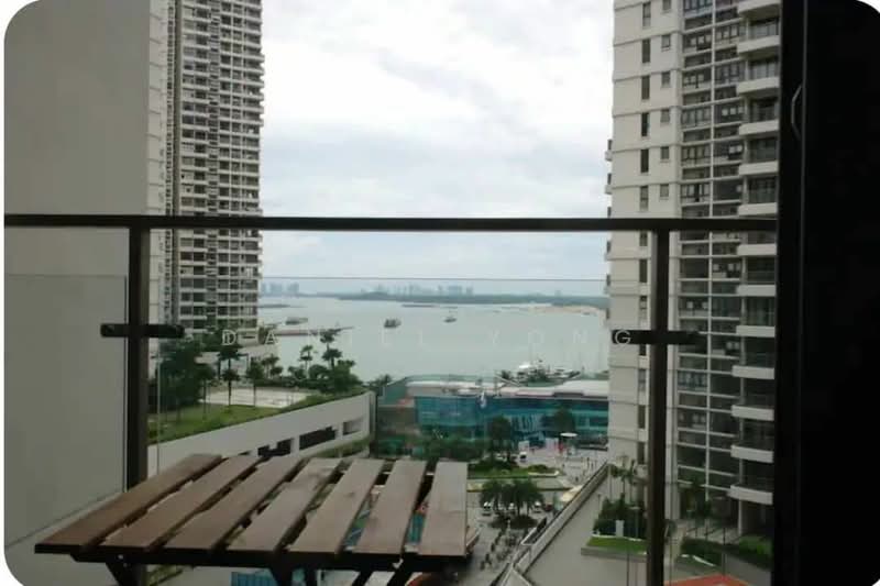 Condominium for Sale at Bay Point @ Country Garden Danga Bay - Daniel Yong - Balcony - PropertyGuru.com.my
