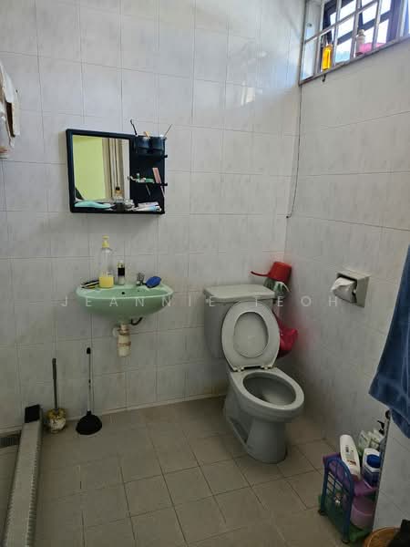 2.5-storey Terraced House for Sale in Ampang Jaya (Ampang) - Jeannie Teoh - Bathroom - PropertyGuru.com.my