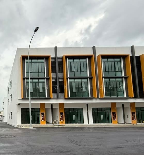 Kedai / Pejabat untuk Dijual di Bandar Baru Permas Jaya (Permas Jaya) - Sharon Chong - Exterior - PropertyGuru.com.my