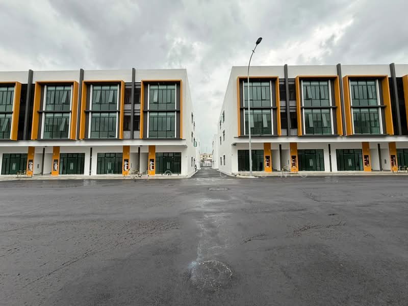 Kedai / Pejabat untuk Dijual di Bandar Baru Permas Jaya (Permas Jaya) - Sharon Chong - Exterior - PropertyGuru.com.my