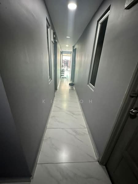 2-storey Terraced House for Sale in Taman Abad (Johor Bahru) - Kiki Oh - Corridor - PropertyGuru.com.my
