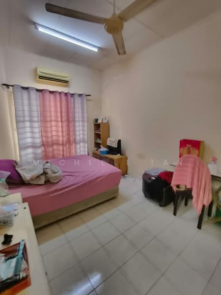 Rumah Teres 2 Tingkat untuk Dijual di Semenyih (Selangor) - Michelle Tan - Bedroom - PropertyGuru.com.my