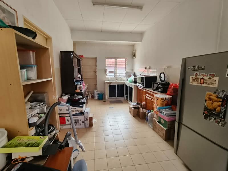 Rumah Teres 2 Tingkat untuk Dijual di Semenyih (Selangor) - Michelle Tan - Kitchen - PropertyGuru.com.my