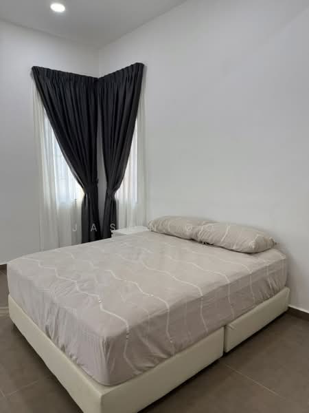 Semi-Detached House for Rent in Kota Kemuning (Shah Alam) - Jason Ooi - Bedroom - PropertyGuru.com.my