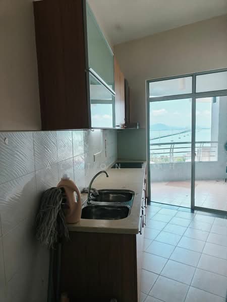 Condominium for Sale at The View Condominium - Alston Loh - Kitchen - PropertyGuru.com.my
