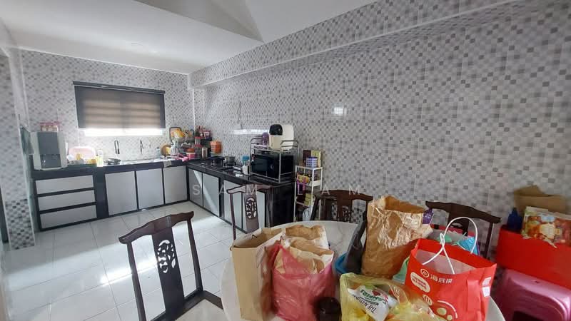 2-storey Terraced House for Sale in Taman Pakatan Jaya (Tambun) - Sam Lam - Kitchen - PropertyGuru.com.my