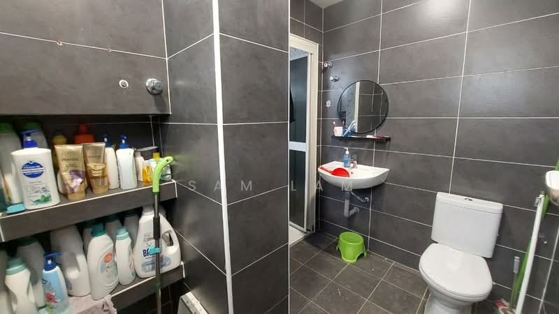 2-storey Terraced House for Sale in Taman Pakatan Jaya (Tambun) - Sam Lam - Bathroom - PropertyGuru.com.my