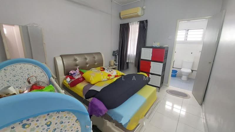 2-storey Terraced House for Sale in Taman Pakatan Jaya (Tambun) - Sam Lam - Bedroom - PropertyGuru.com.my