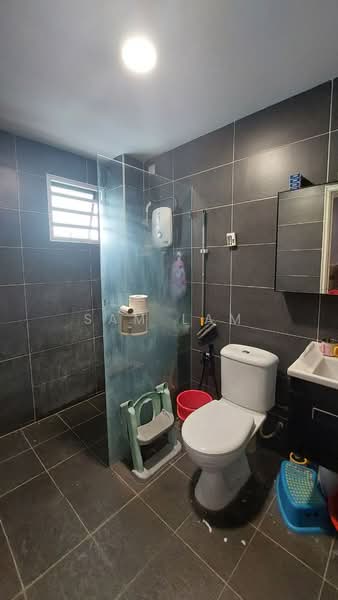 2-storey Terraced House for Sale in Taman Pakatan Jaya (Tambun) - Sam Lam - Bathroom - PropertyGuru.com.my